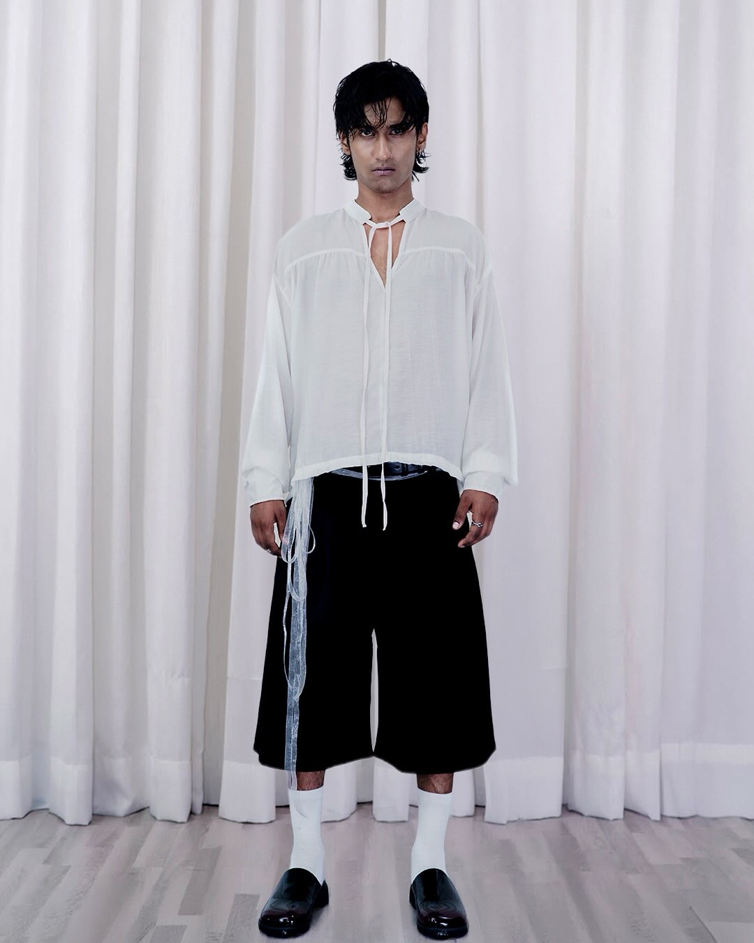 Mandarin Collar Silhouette Shirt